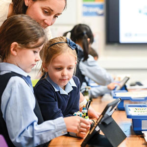 Students-ipad